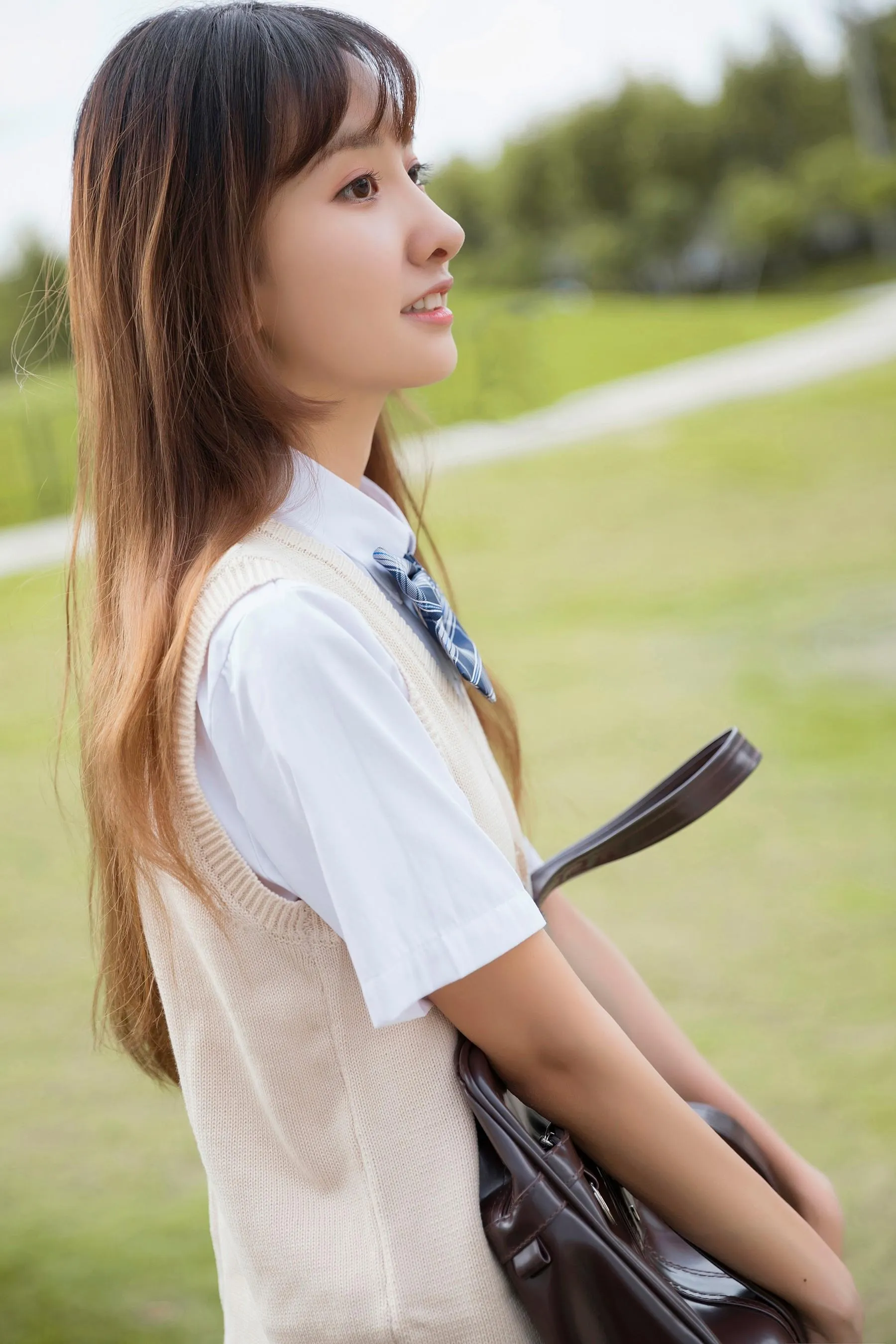 [艺图语] 2022.06.17 属于JK的夏天 Ria李礼礼 [31P]插图